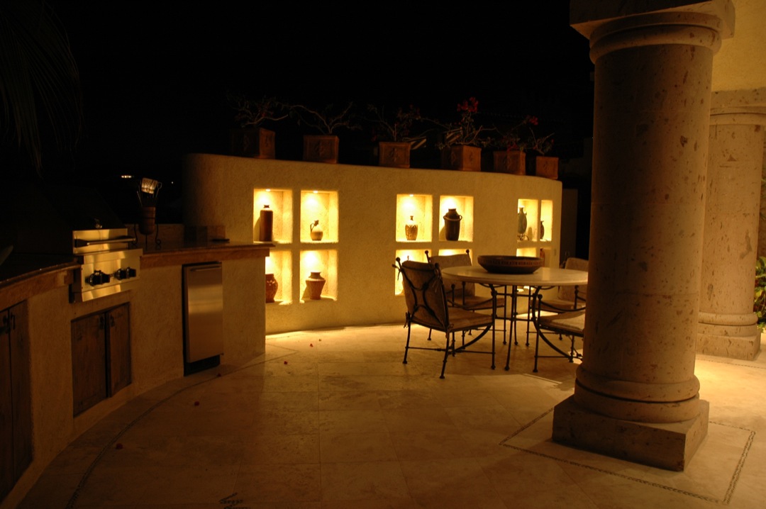 GallerySelection/HBBQDiningNight.jpg