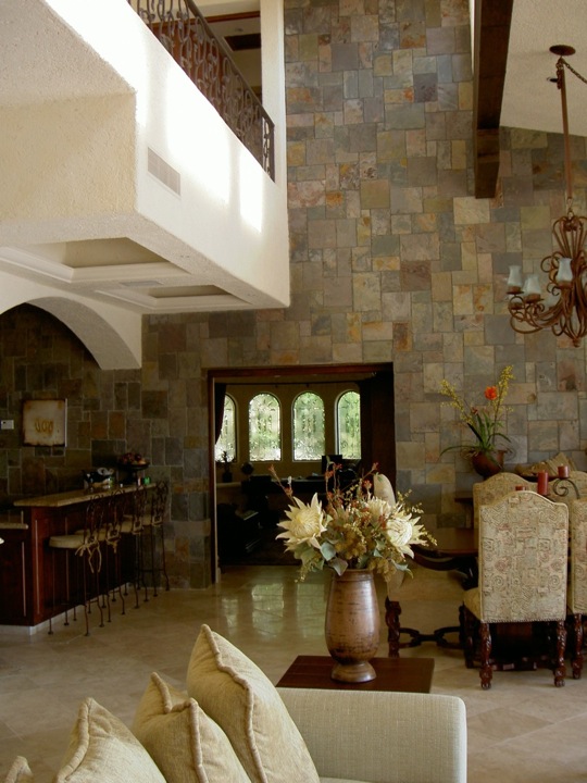Kitchen/VGrRmKitchenetc.jpg