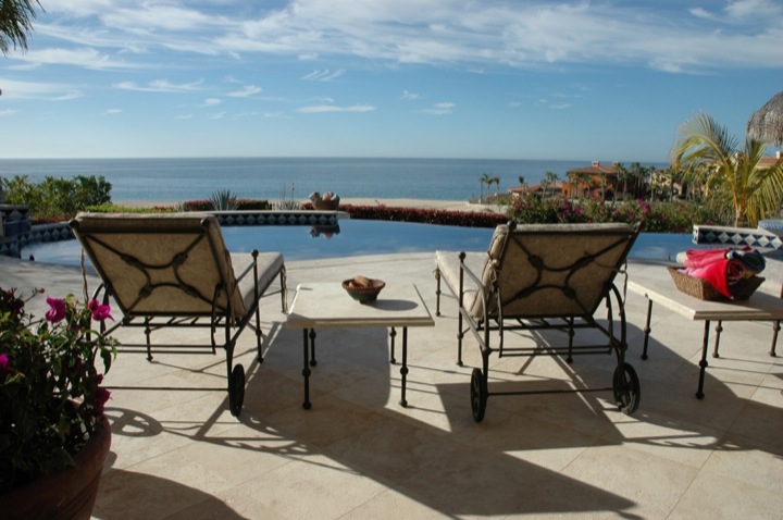 Views/H2Chairs.jpg